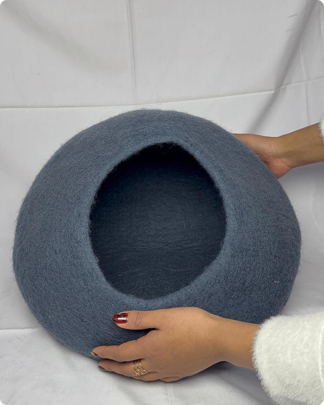 Solid Color Cat Cave - Handmade felt Pet Bed - 50cm Plain Cat Cocoon