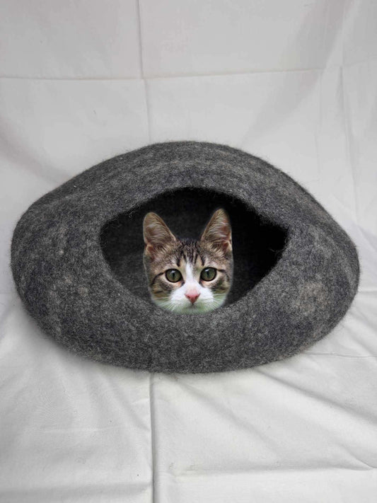 50cm Large Cat Bed - Handmade Felt Cat Cave - Premium Woolen Cat Cocoon