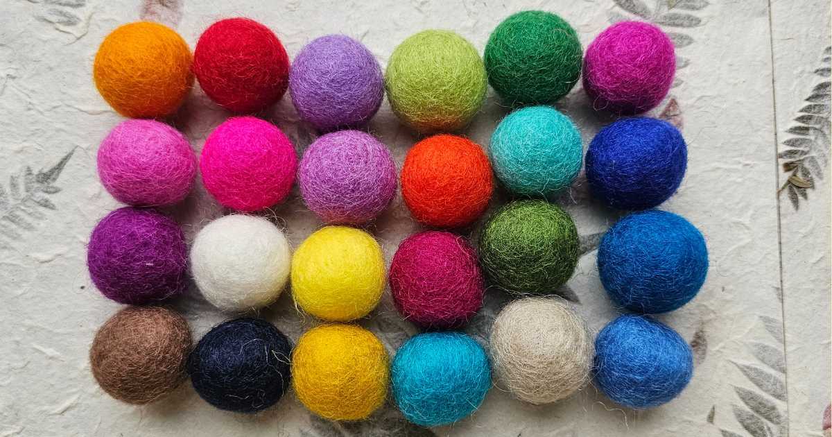 handmade felt balls nepalsse handicrafts