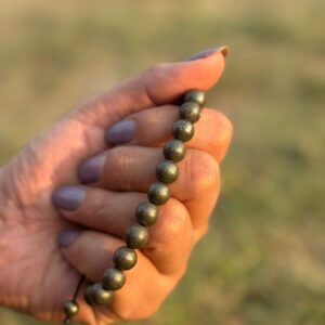 gold obsidian natural gemstone bracelet front