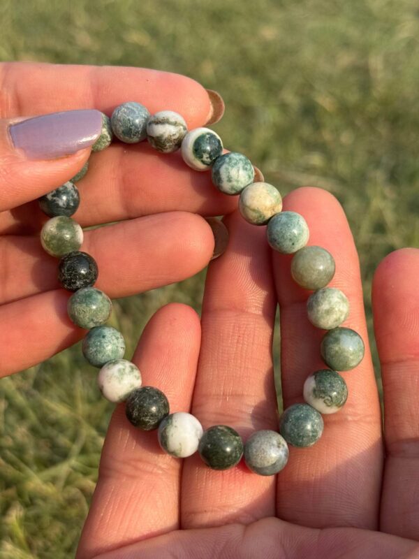 indian agate natural gemstone bracelet in pal top view