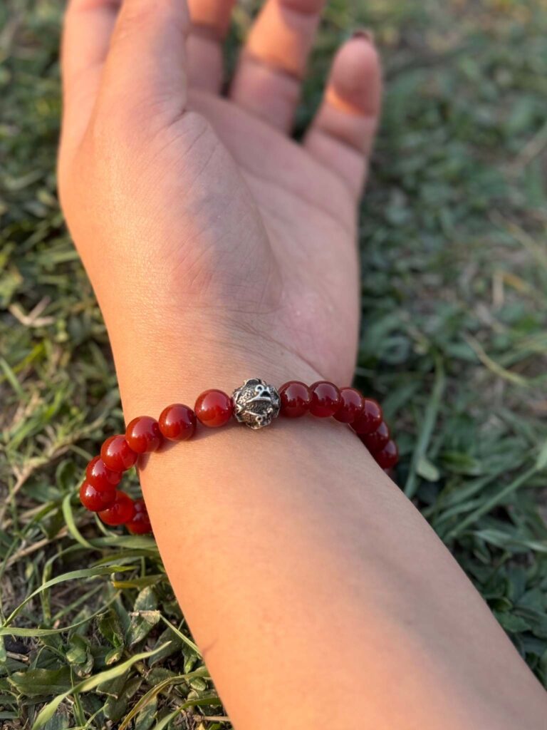 Red Carnelian - Natural Gemstone Bracelet - Guru Bead