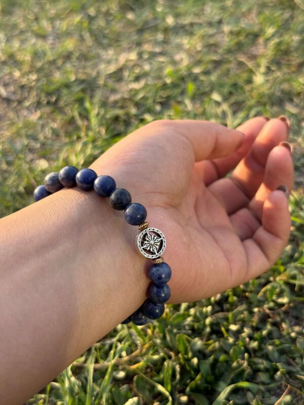 sodalite natural gem stone bracelet with guru bead main