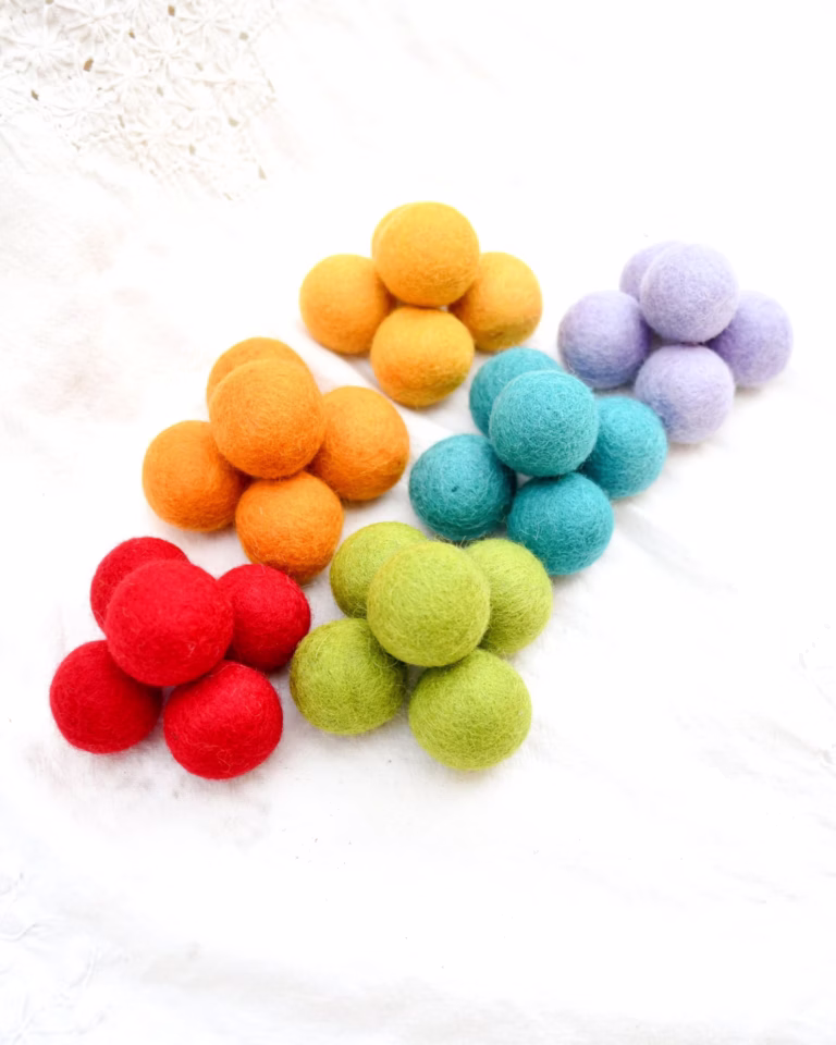 2cm Felt Balls for Baby Mobiles