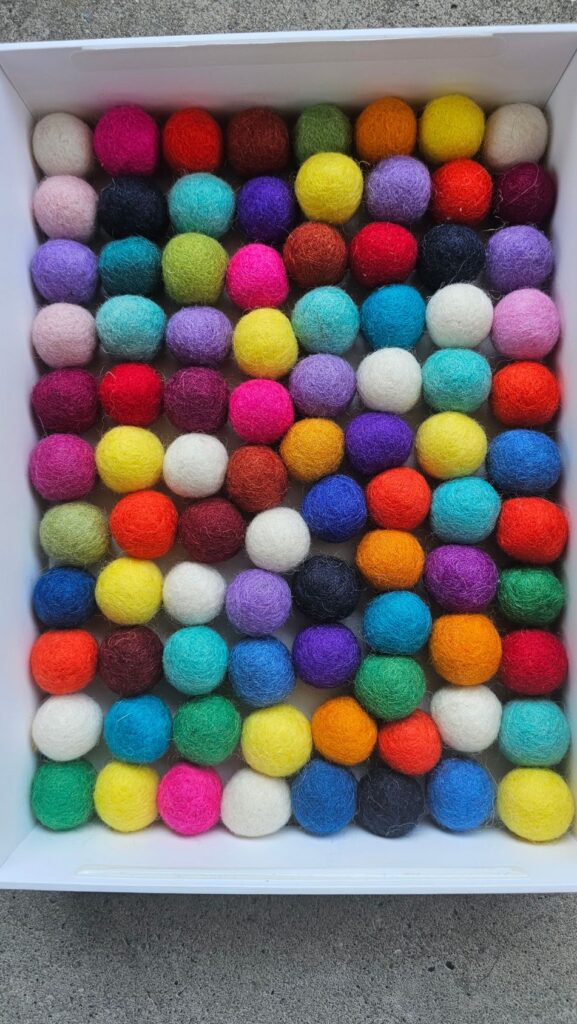 2cm Handmade Felt Ball Craft Pack