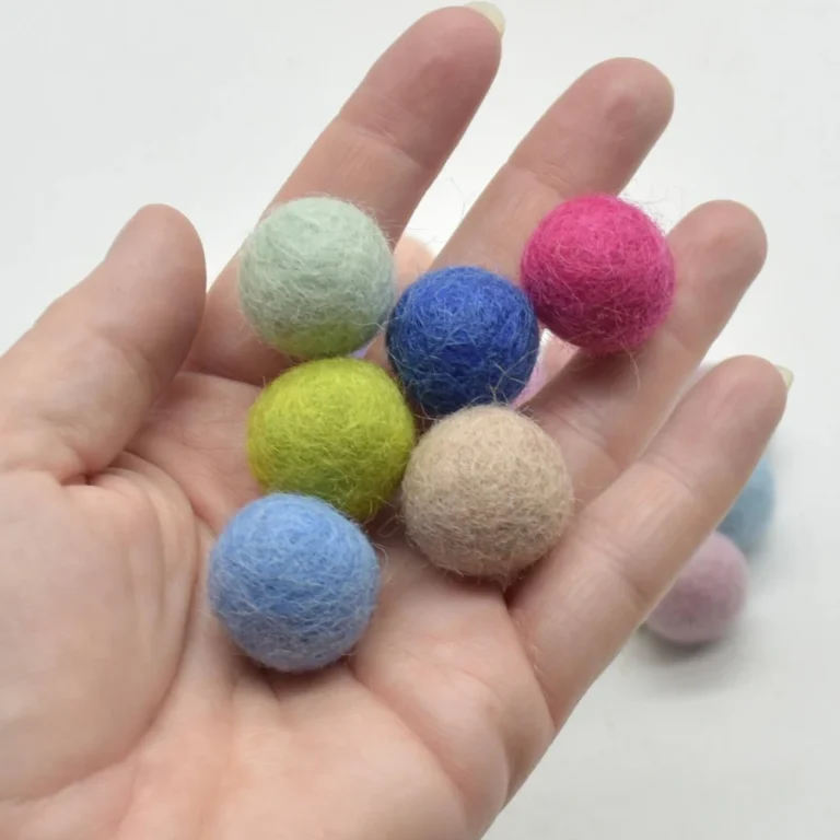 2cm Pastel Wool Felt Balls